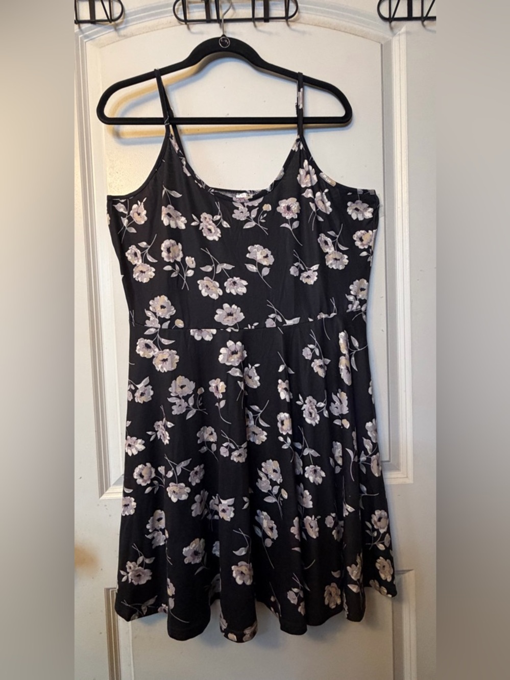 Hotouch Women’s XXL Black Floral Spaghetti-Strap Dress